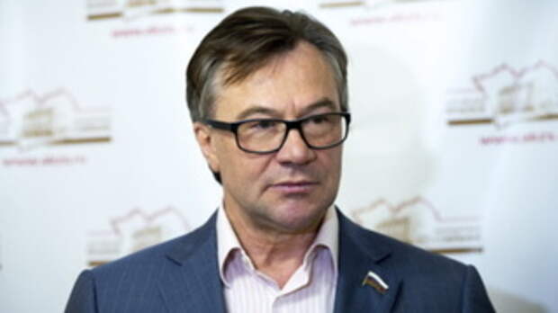 Социалисты предложили давать маткапитал за третьего и всех остальных детей