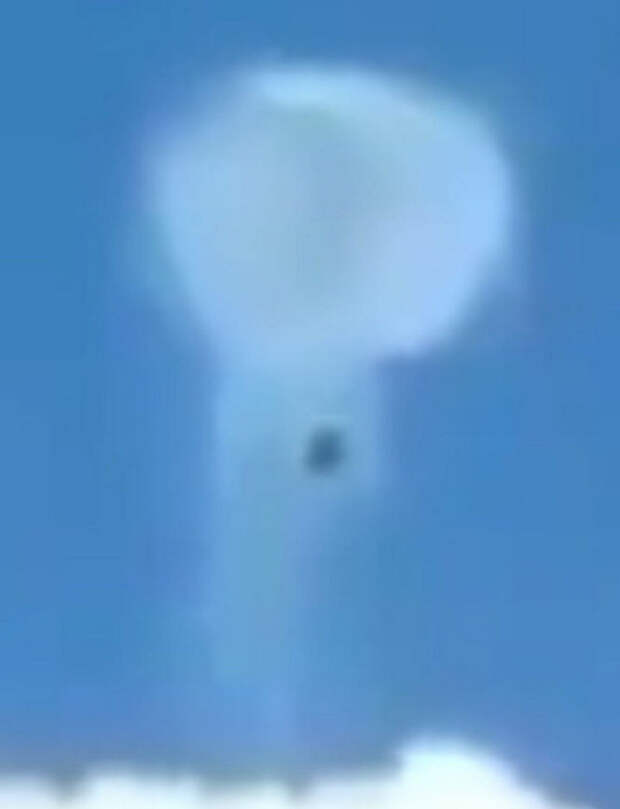 Летать самолетами стало теперь как-то опасно. Летать самолетами стало теперь как-то опасно.