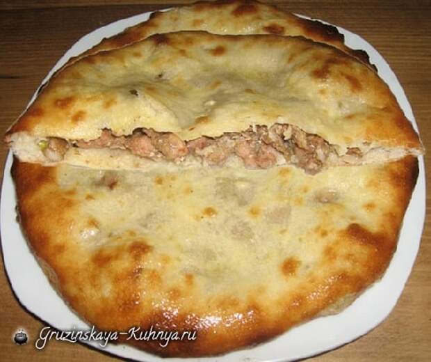Кубдари - грузинский пирог с мясом (12)