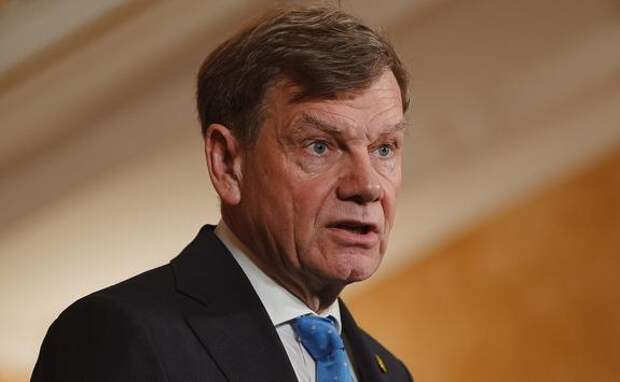 Вадефуль призвал Иран обеспечить свободное судоходство через Ормузский пролив