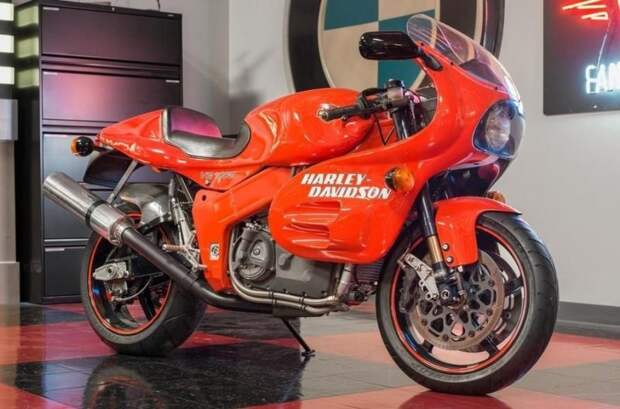 Непривычные Harley-Davidson - как американцы заказывали моторы у Porsche и пробовали строить супербайки harley-davidson, авто, байк, мото, мотоцикл, мотоциклы, мотоциклы Harley-Davidson