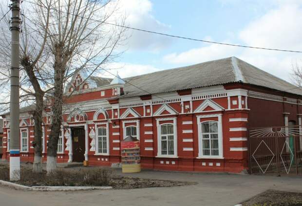 История одного здания: бывшая богадельня в Бутурлиновке