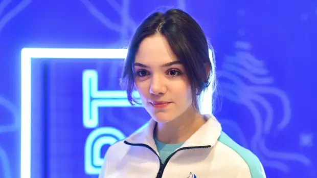 Медведева высказалась о небинарном фигуристе Ледюке