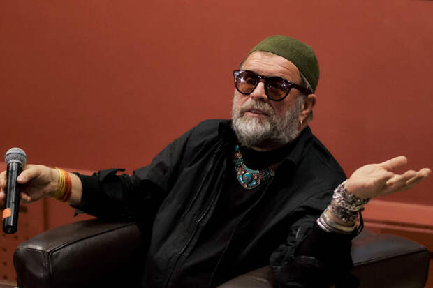 "Абзац": Борис Гребенщиков сократил гастрольный тур с 12 до 5 городов в Европе