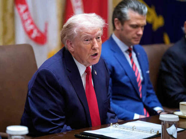 Трамп пригрозил Ирану сильными ударами при закрытии Ормузского пролива для нефти