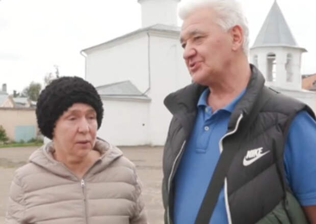 Без вещей одежды и денег Латвия депортировала в РФ русскоязычную семью пенсионеров Без вещей одежды и денег Латвия депортировала в РФ русскоязычную семью пенсионеров