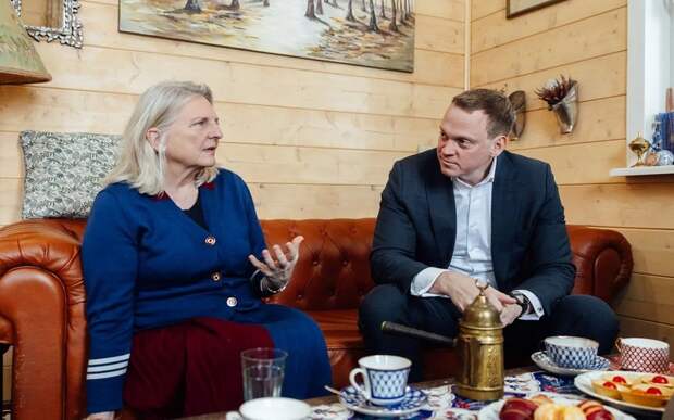 Павел Малков побывал в гостях у Карин Кнайсль