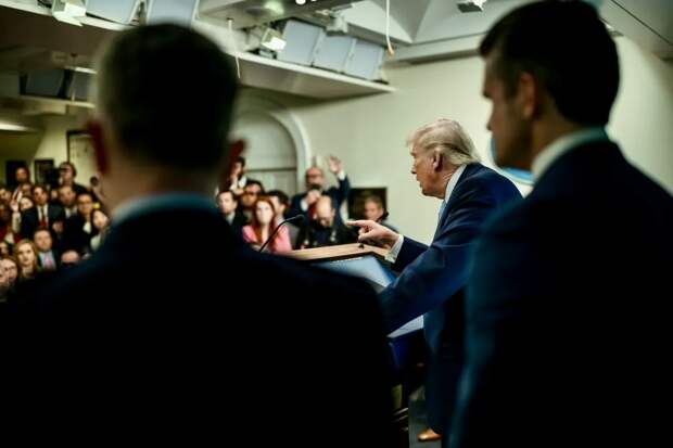 Израиль готовит новый удар по Ирану, США обездвижили танкер, а переговоры висят на волоске