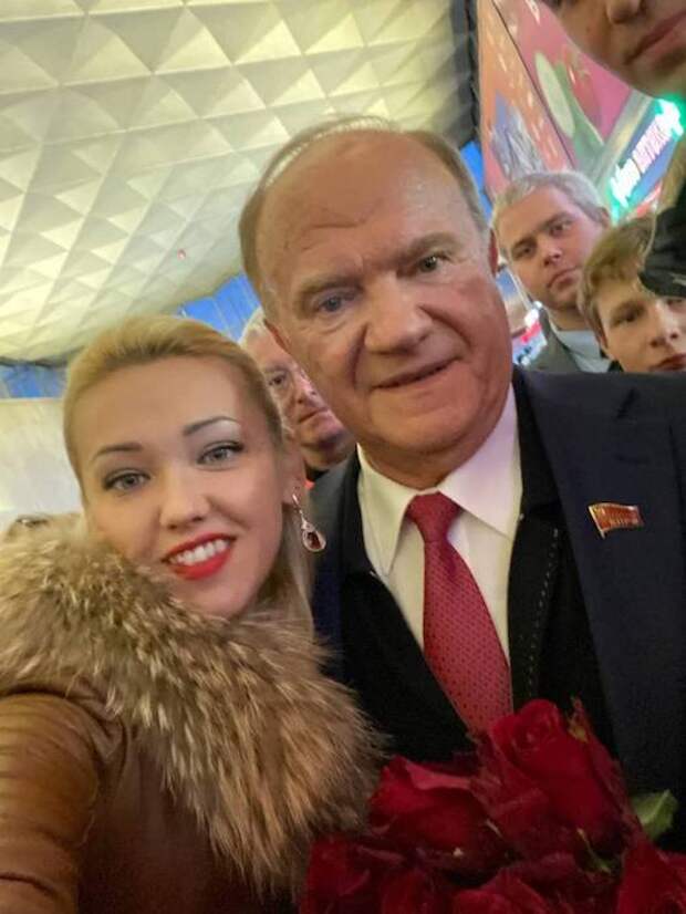 Эмма Райман - колдунья и пиарщица из КПРФ Эмма Райман - колдунья и пиарщица из КПРФ