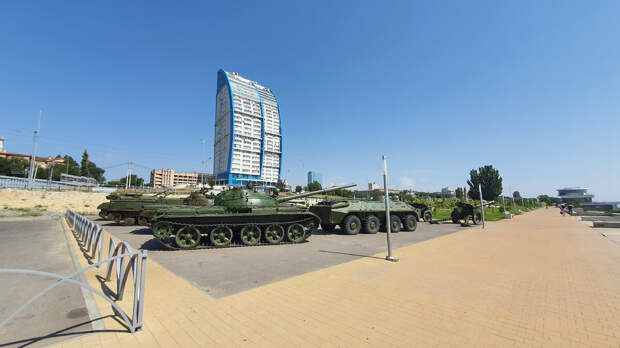 Парк военной техники в Волгограде