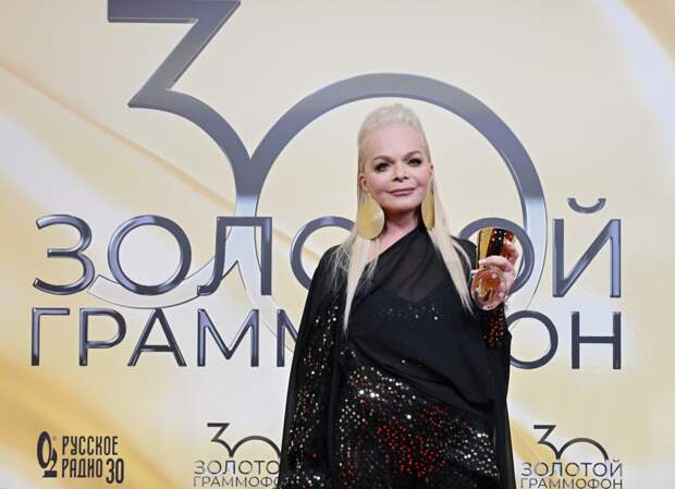 У дома в Хамовниках заметили автомобиль с Долиной