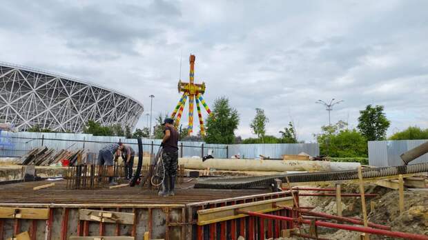 Началось строительства нового экстремального аттракциона "Седьмое небо" в Центральном парке Волгограда