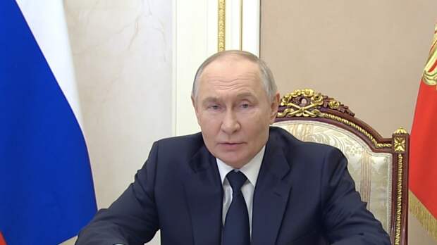 «Должны быть выстроены с учётом режима занятости работающих родителей»: Путин — о графиках работы детсадов