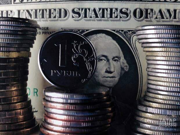 Экономист о падении курса доллара: «Рубль продолжает жить своей жизнью»