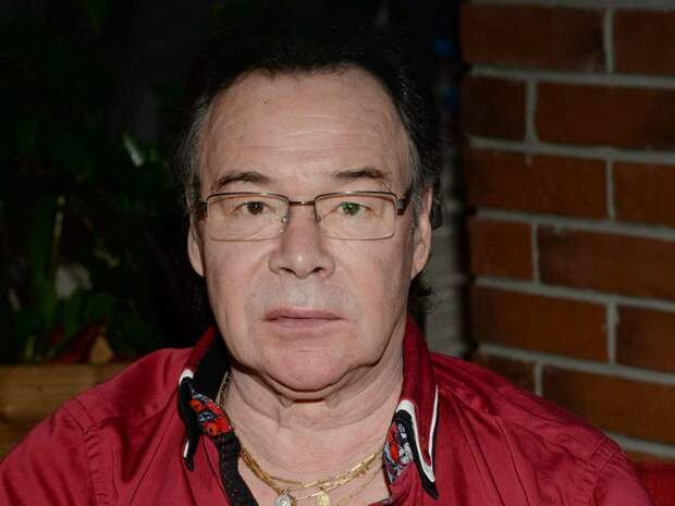 «Держали, чтобы никто не знал»: как Вера Сапронова 16 лет прожила тайной женой Михаила Муромова и потеряла сына в 33 года