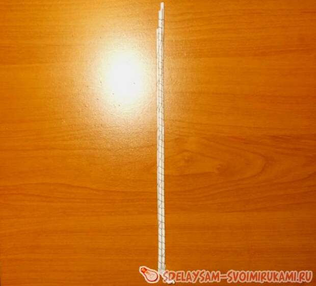 Домик для кошки из газетных трубочек