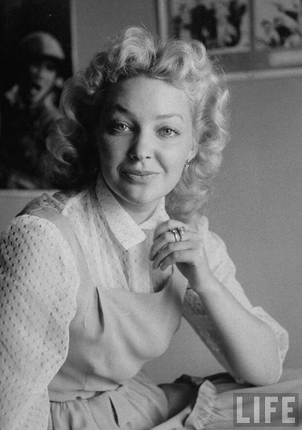 ByLarsen44 Москвички в 1956 году
