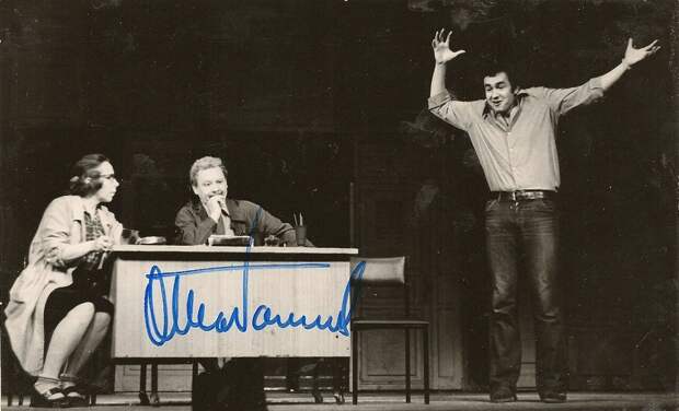 Галина Соколова, Олег Табаков, Стас Садальский в спектакле 