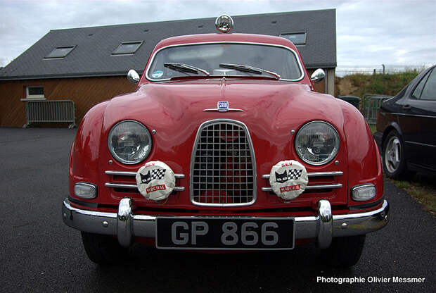 http://img11.hostingpics.net/pics/379671Saab93GranTurismo750DNG1.jpg