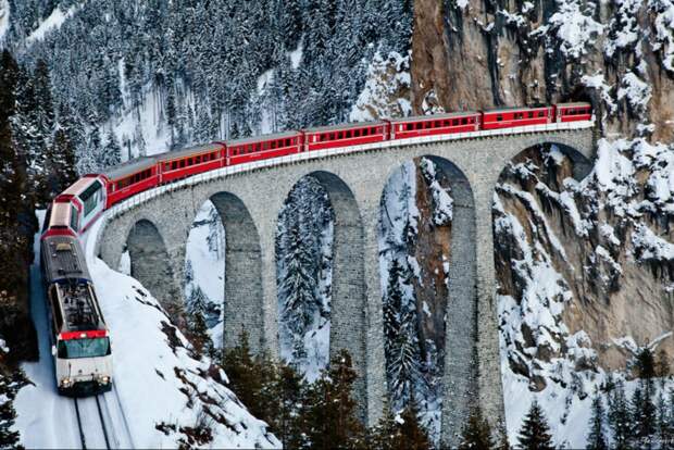 20-fabulous-bridges-as-if-they-are-leading-to-other-dimensions-artnaz-com-14