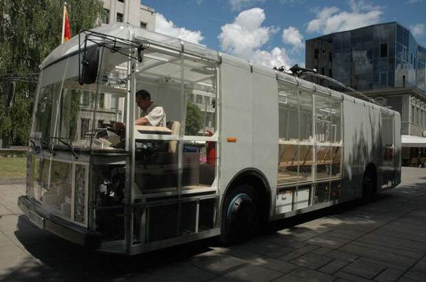 В Литве появился прозрачный автобус авто, автобус, общественный транспорт, троллейбус