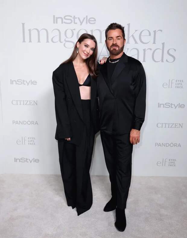 Редкий выход: Джессика Бил, Джастин Теру и Тора Бёрч