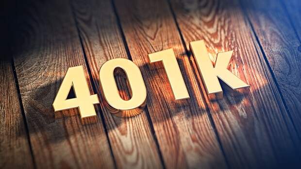 401(k) written in gold lettering