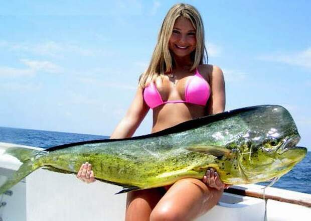 hottie-fishing-girl