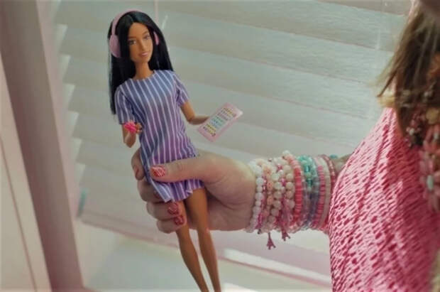 Компания Mattel выпустила куклу Барби с аутизмом