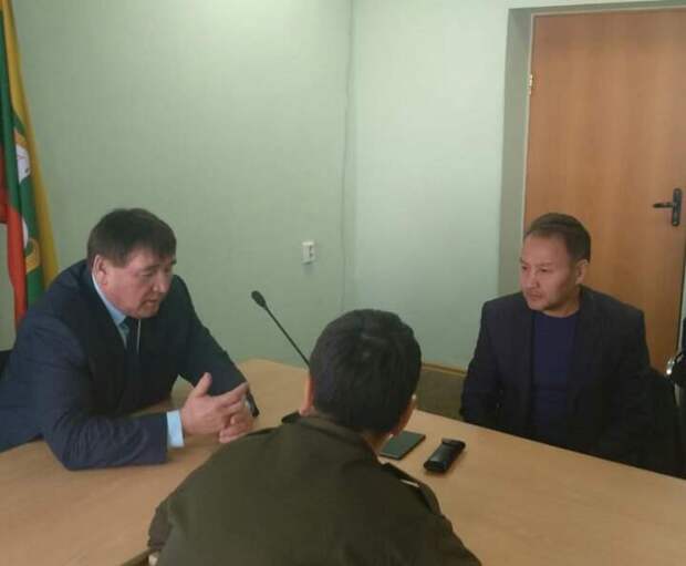 встречас главой.jpg