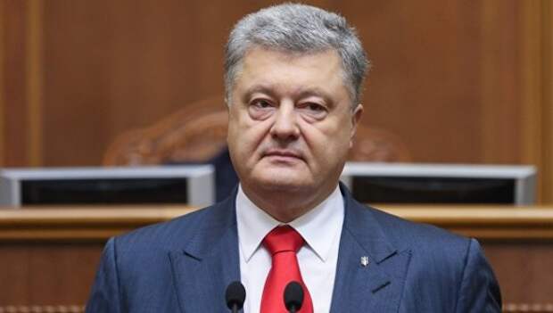 Президент Украины Петр Порошенко лишился почетного гражданства итальянского города Верона.
