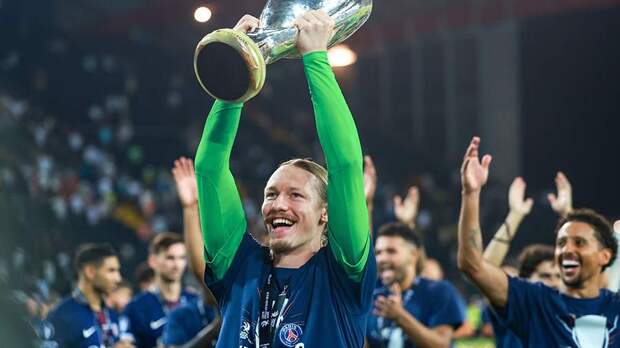 Бывшая жена футболиста Сафонова хочет получить 6 млн руб. судебных издержек