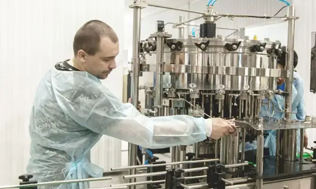 Компания в Ноябрьске наладит производство напитков из местной воды и северных ягод