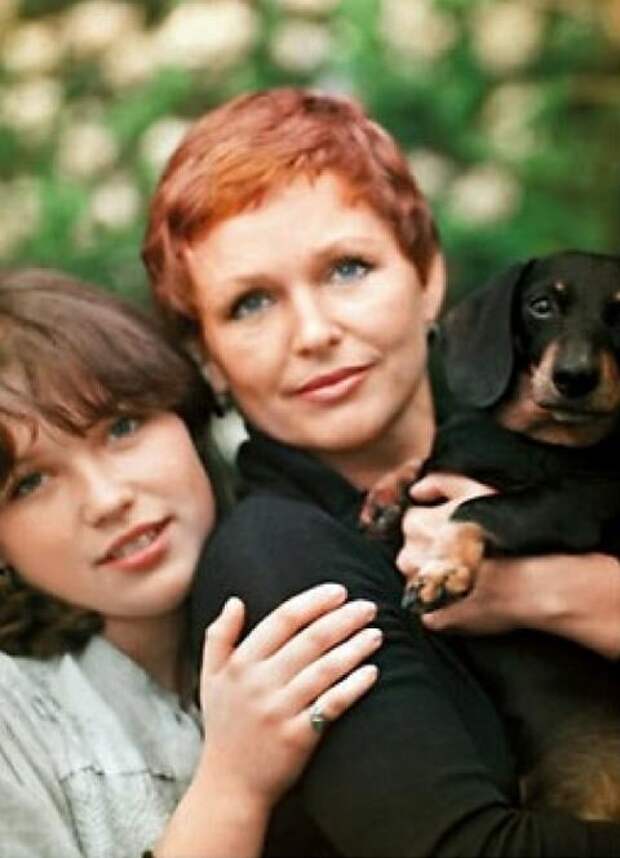 Наталья Фатеева с дочерью Натальей  Егоровой