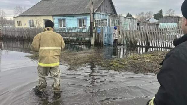 Число подтопленных домов в Алтайском крае выросло до 115