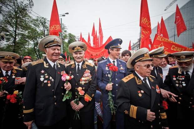 Поздравляем с Днём Великой Победы! Поздравляем с Днём Великой Победы!