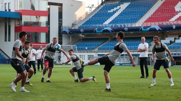 Стал известен стартовый состав ЦСКА на матч ЛЧ с «Викторией»