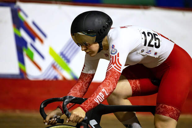 Тренер Хозов назвал ожидаемым результат россиянки Бурлаковой на ЧЕ в спринте