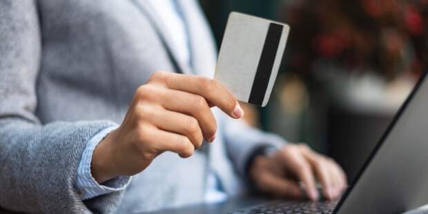 МВД предупреждает о новой опасности: как злоумышленники блокируют вашу карту, а потом требуют деньги за «помощь»