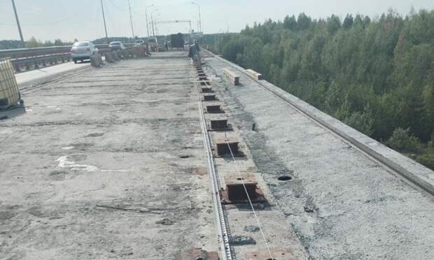 В Приморском округе продолжают ремонт на нескольких дорогах