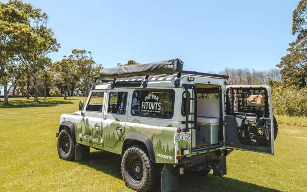 Defender стал кемпером, но остался «проходимцем»