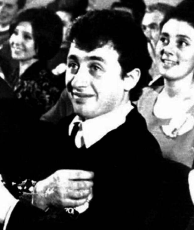 3 брака и неизлечимая зависимость Леонида Якубовича