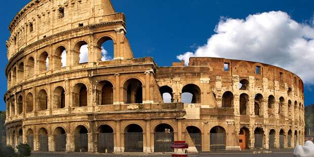 https://italy4.me/wp-content/uploads/2017/02/colosseum-in-rome_cr.jpg