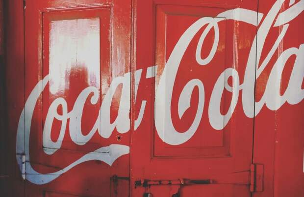 Coca-Cola перерегистрирует свои торговые марки в России