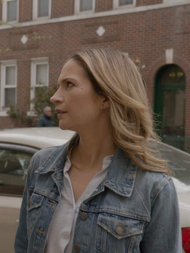 Badillo and Eddie in plainclothes giving each other weird looks on Blue Bloods Season 14 Episode 13