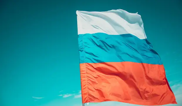 В школах Башкирии начали проводить церемонию поднятия флага