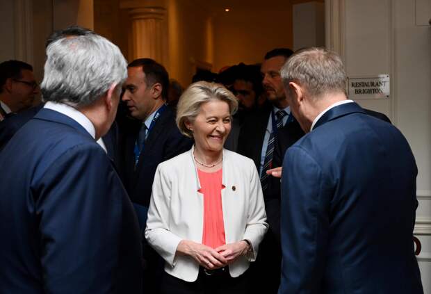 Лидеры стран ЕС не договорились по поводу назначения фон дер Ляйен главой ЕК