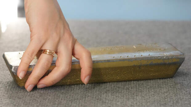 Активы банков РФ в драгоценных металлах выросли почти вдвое