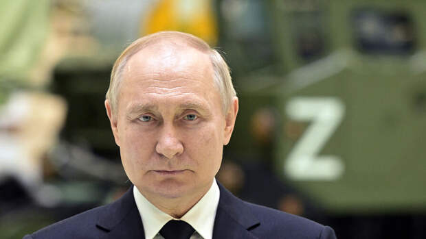 Путин призвал хранить память о Сталинградской битве и не допускать принижения ее значения