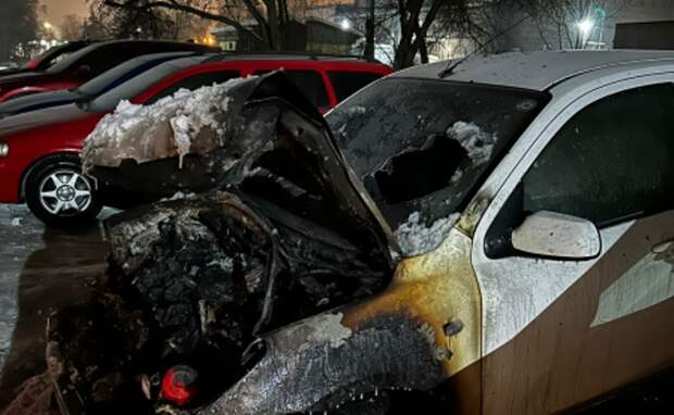 В Новокузнецке будут судить банду вымогателей и поджигателей автомобилей